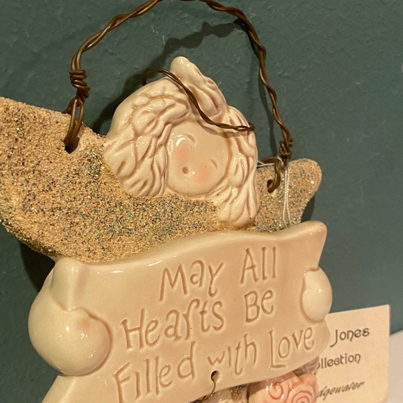 Carol Jones Collection Angel wall hanging “May All Hearts Be Filled With Love” - Picture 4 of 7